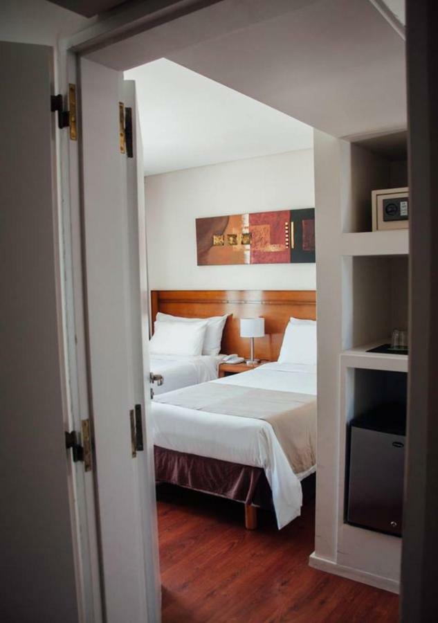 Herradura Hotel Suites Neuquen Exterior photo